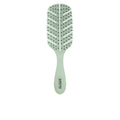 DETANGLING natural fiber brush
