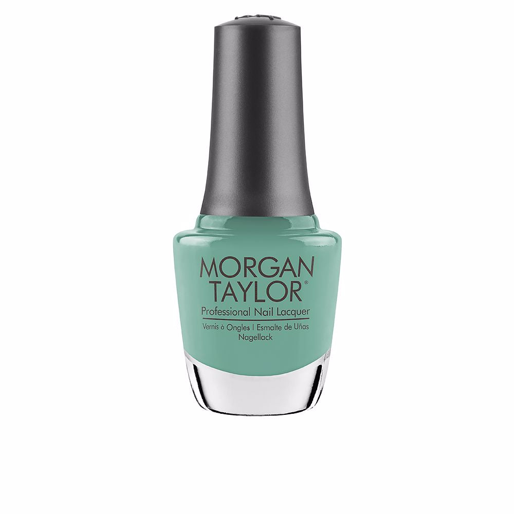 PROFESSIONAL NAIL POLISH