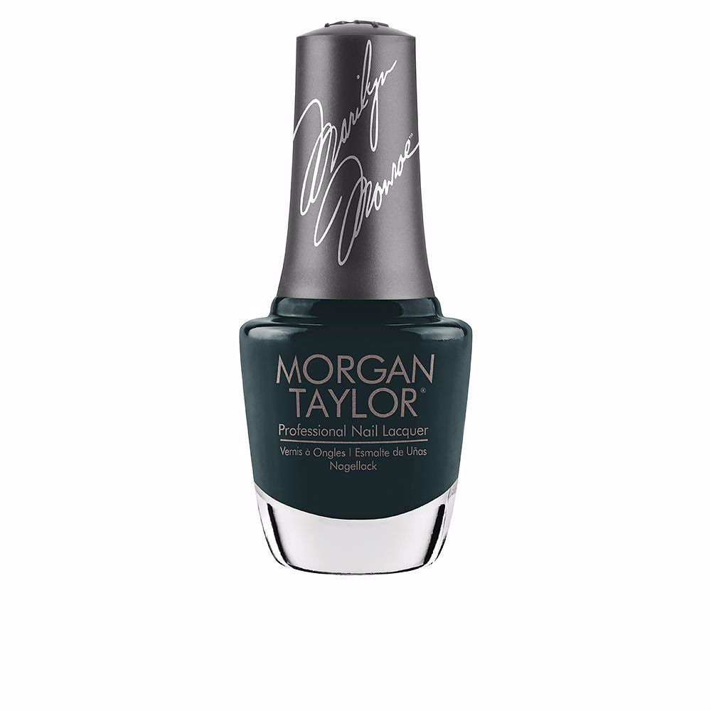 PROFESSIONAL NAIL POLISH