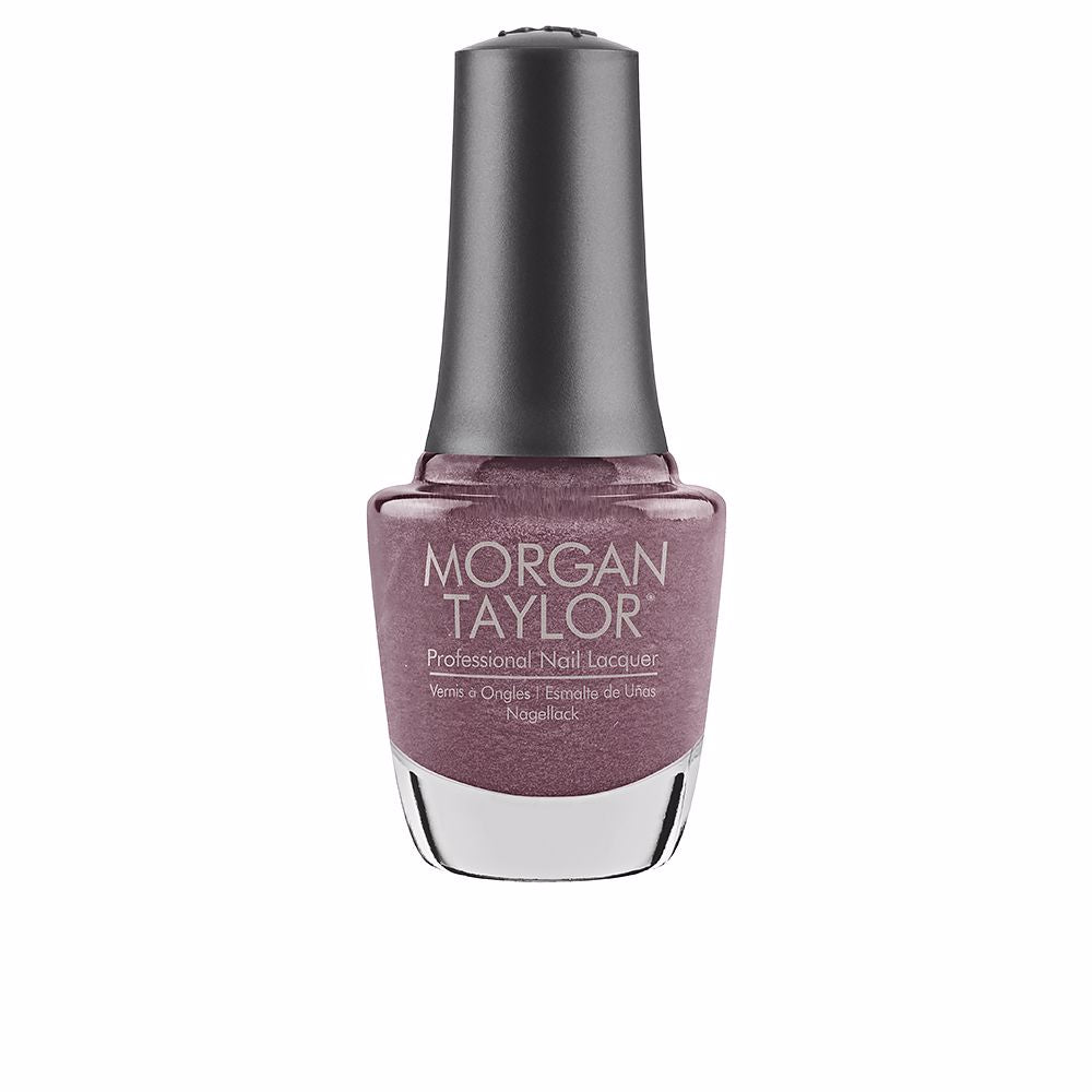 PROFESSIONAL NAIL POLISH