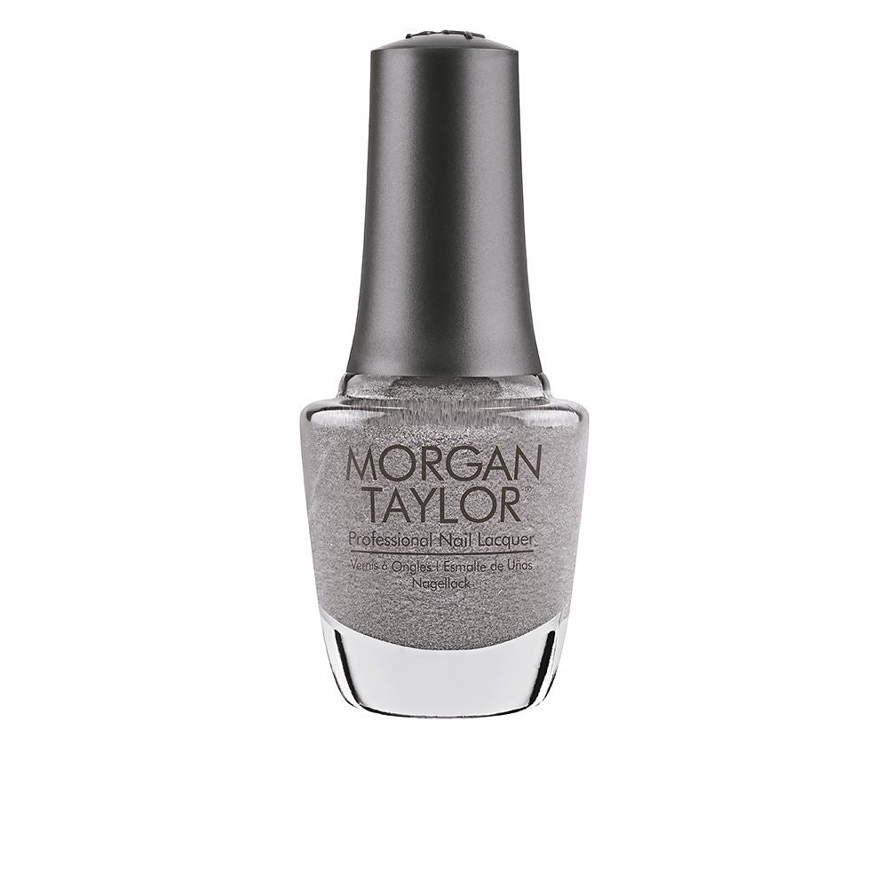 PROFESSIONAL NAIL POLISH