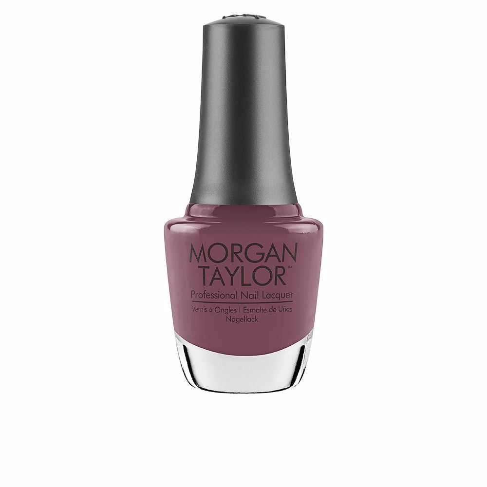 PROFESSIONAL NAIL POLISH