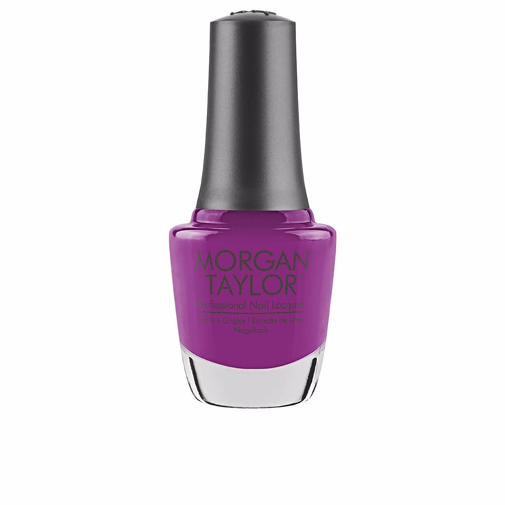 PROFESSIONAL NAIL POLISH