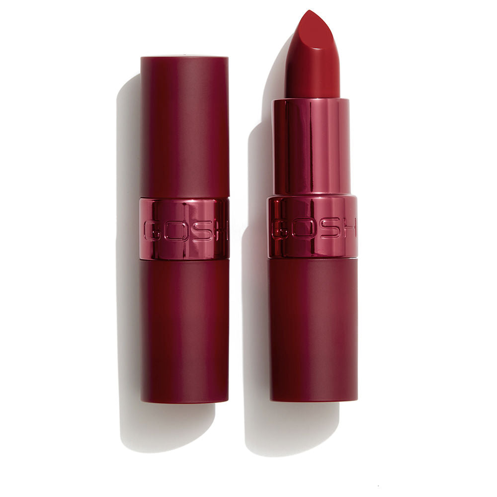 LUXURY RED lips