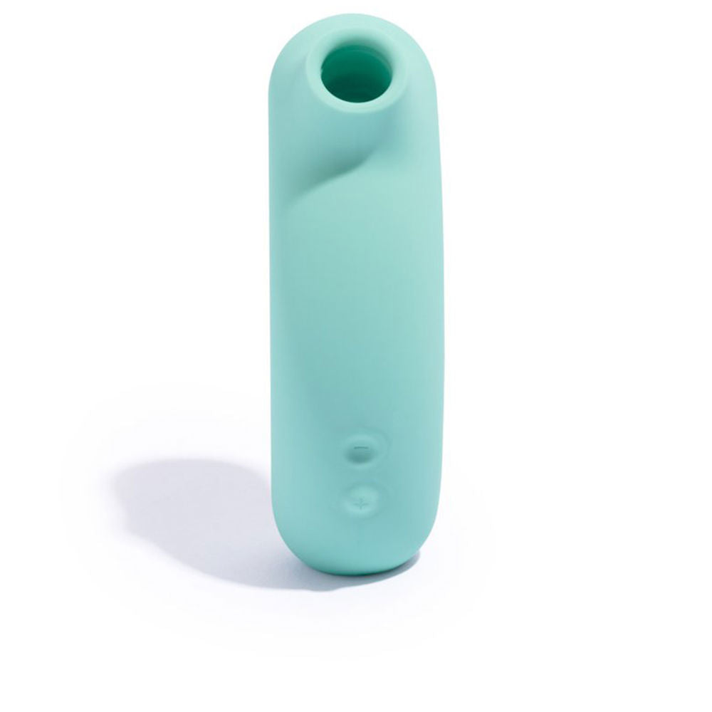 MAMBO clitoris sucker