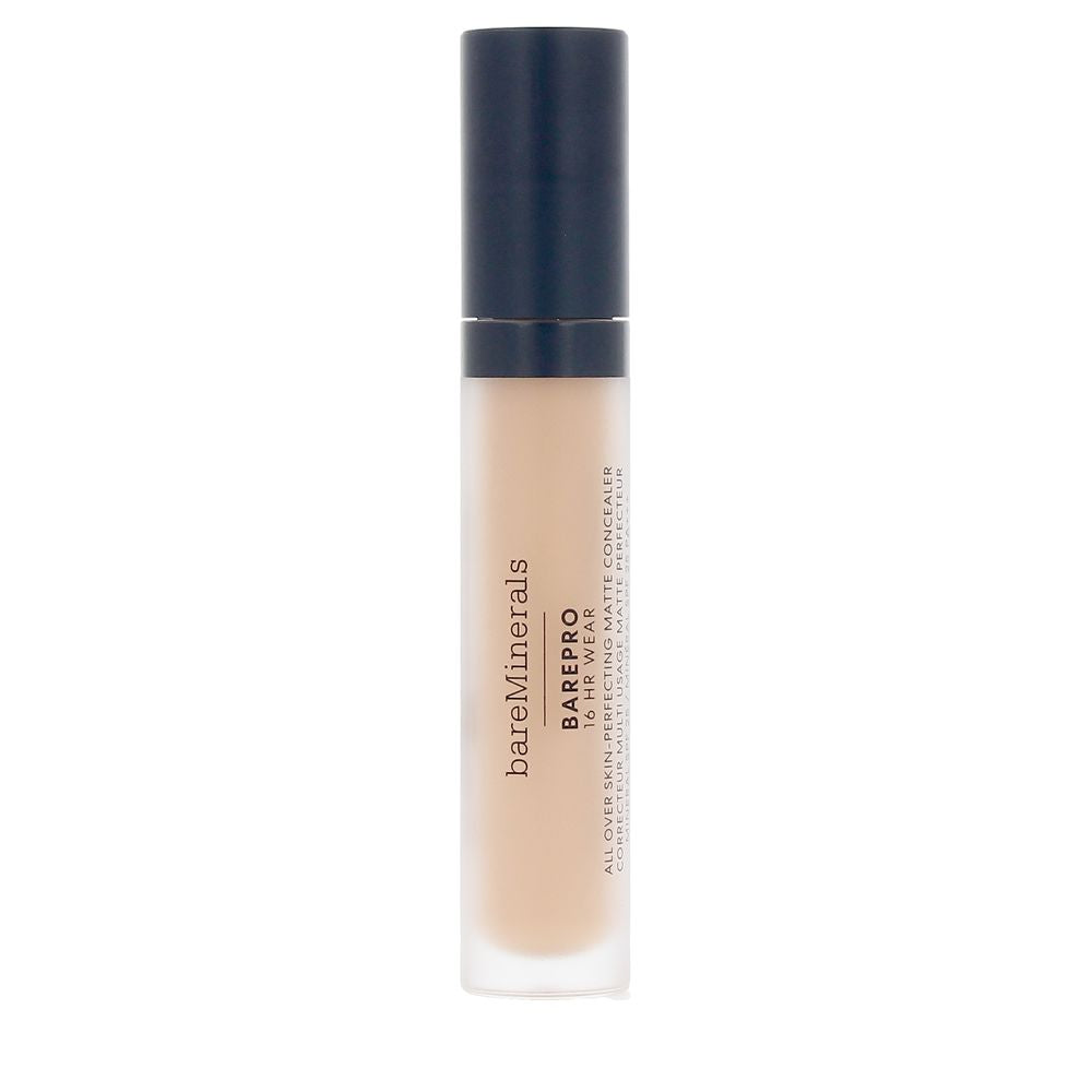 Corrector mate perfeccionador para todo tipo de piel BAREPRO 16HR WEAR